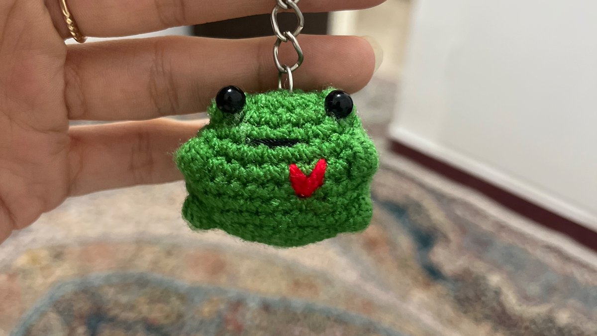 🎒نهنـگ لیمویی tweet media