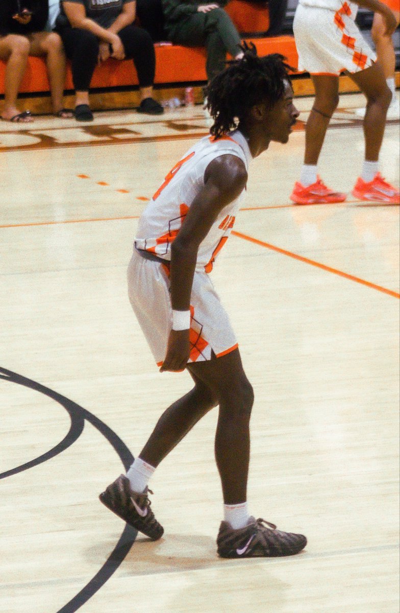 CoachRakeem's tweet image. Jakari Smith| CO26| Guard
Piper HS (FL) | 5’11/ 150lbs
High Motor • 2.9 GPA• Humbled • Efficient scorer • Competes 

Highlights- youtu.be/T_sBkDu4jqg?fe…

📞 Coach Keem- 754-214-9166
#basketballrecruiting #floridahoops
#Nextlevel #JUCORecruiting #NAIARecruiting #Guardplay