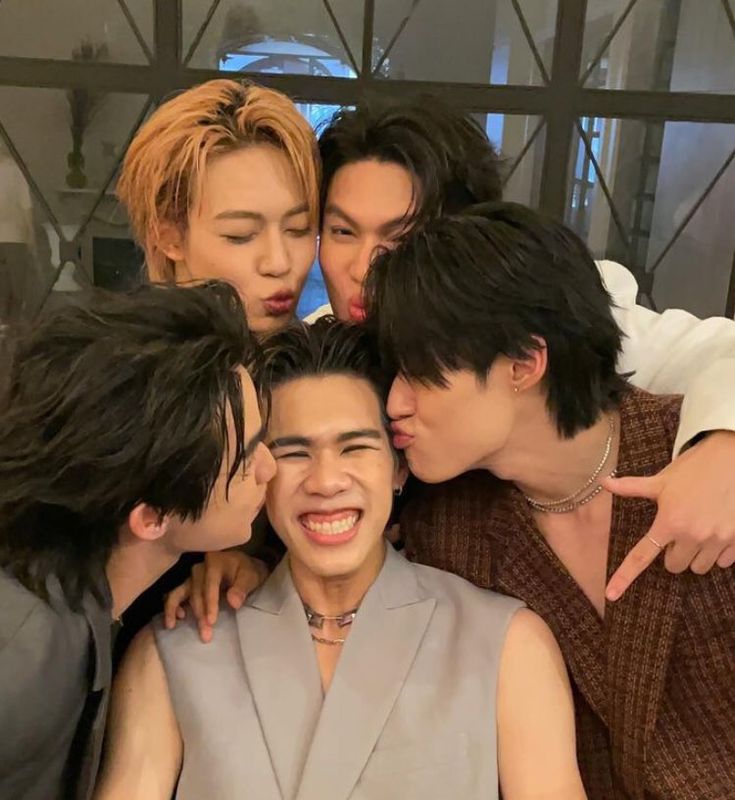 ariel⁷ tweet media