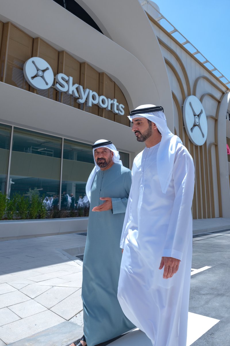 Emirates_News's tweet image. HH Sheikh Hamdan bin Mohammed bin Rashid Al Maktoum tours the newly completed Air Taxi Station near Dubai International Airport, which will serve as the main hub for air taxi operations in the emirate.

#EmiratesNews #DubaiOneTv #UAE #Dubai #News