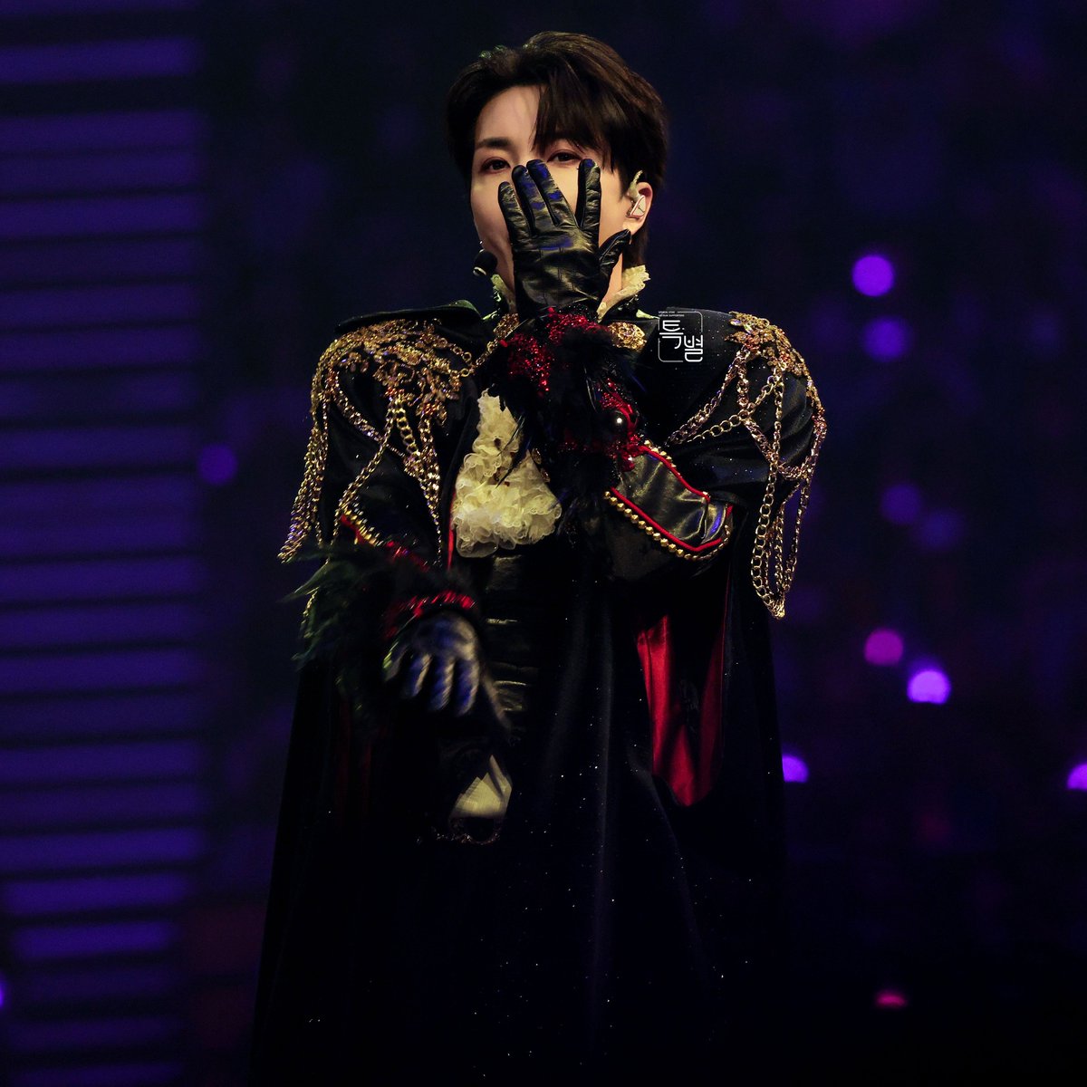 260405 슈퍼쇼10 SJ-CORE

너무 멋있어서 다 울고 난리니까🎵

#SUPERSHOW10 #SJCORE #SUPERJUNIOR 
#LEETEUK #슈퍼주니어 #이특 #특별하게_사랑해