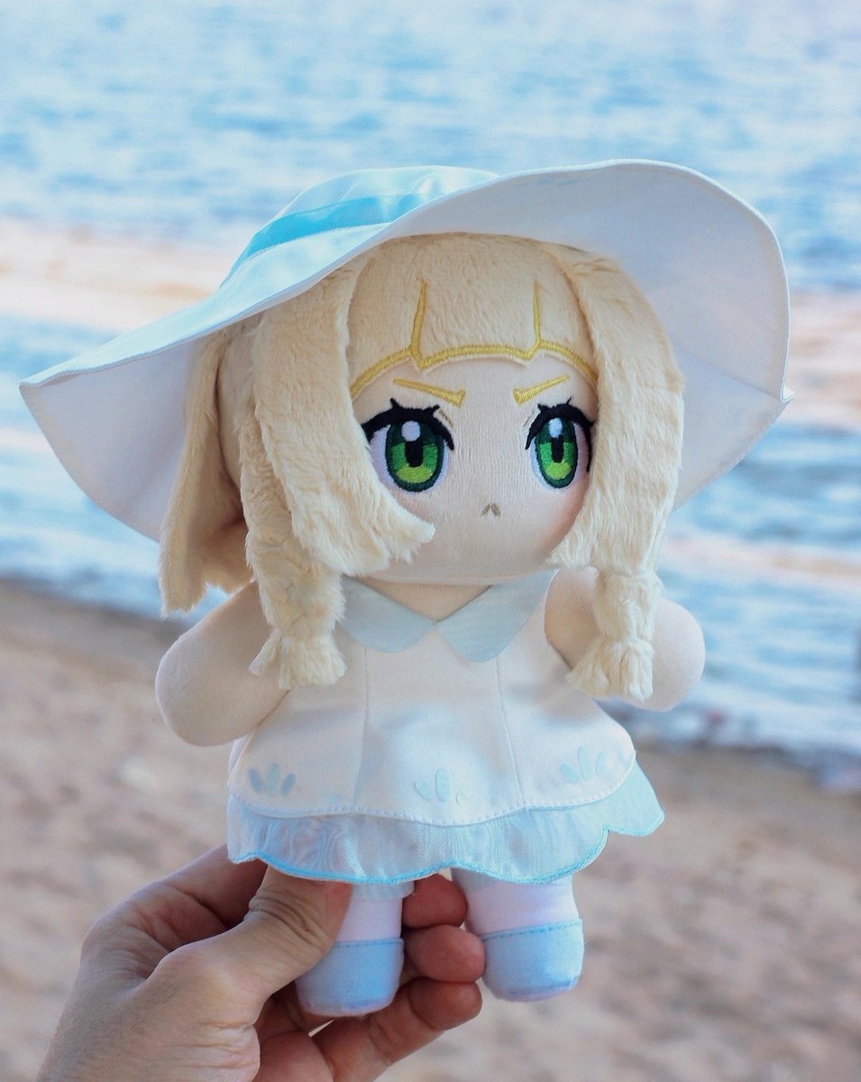 Thank you so much for all the love on my previous post!!🥹

Went for a walk with Lillie for the first time today 🩵🌻