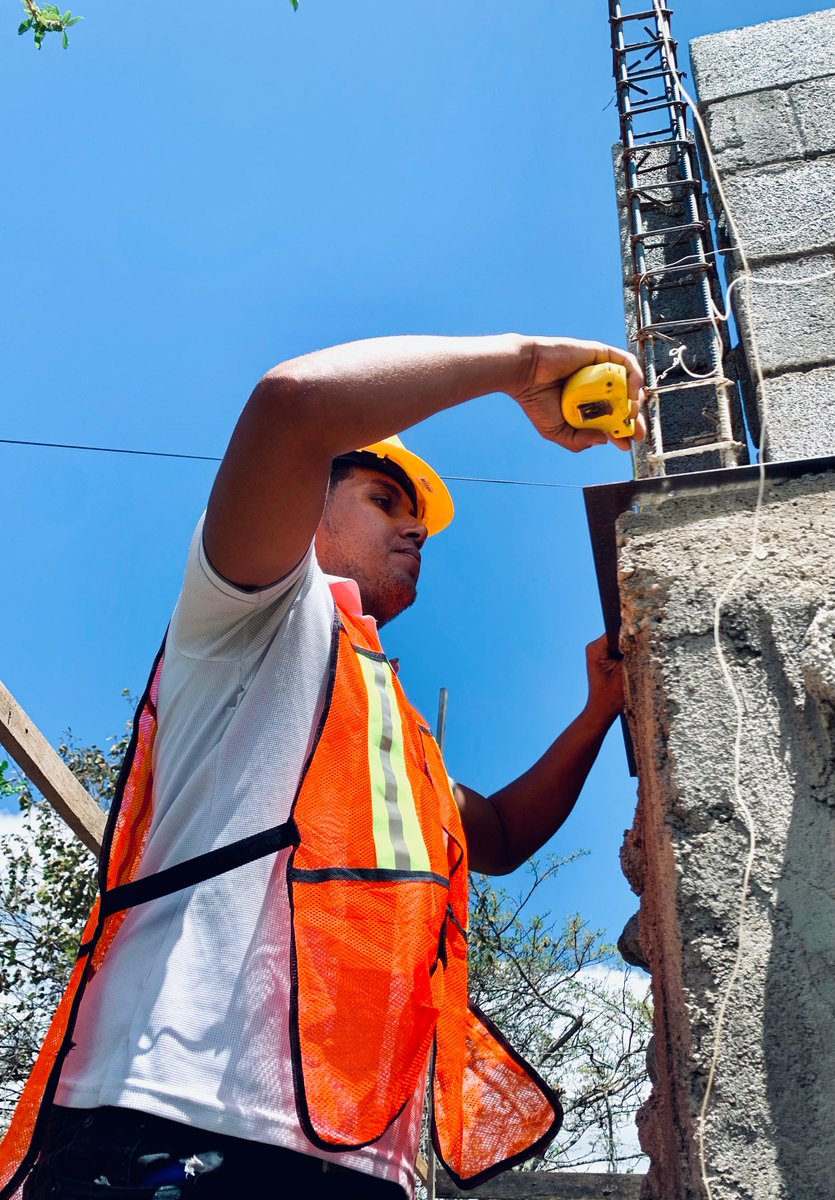 tec_lassabanas's tweet photo. Estudiantes de la carrera Técnico General en Maestro de Obras en  Construcciones Verticales, se forman con habilidades en planificación,  supervisión y ejecución de obras, contribuyendo al desarrollo de  infraestructuras seguras y de calidad. https://t.co/Ymd9ZTEiUu
