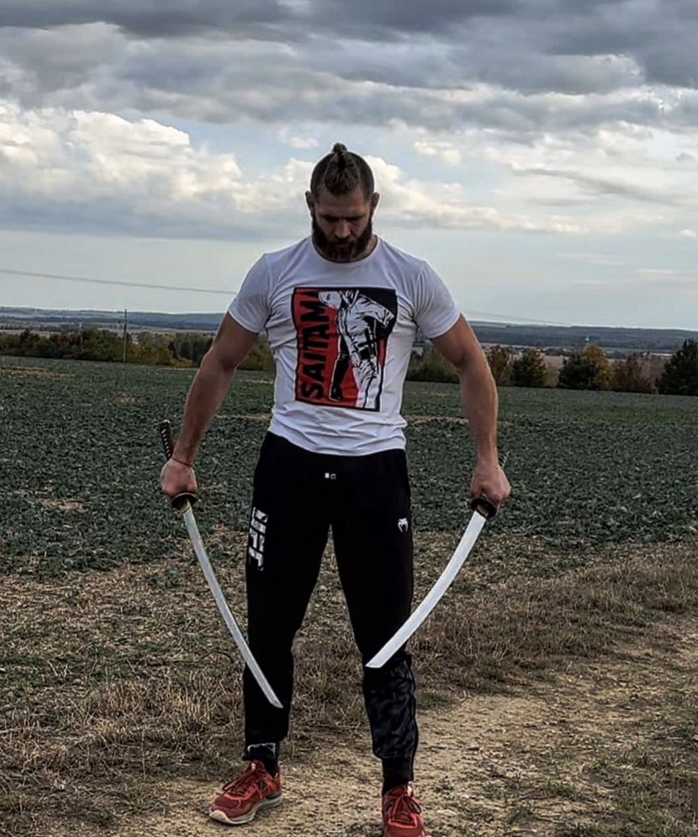 Spinnin Backfist tweet media