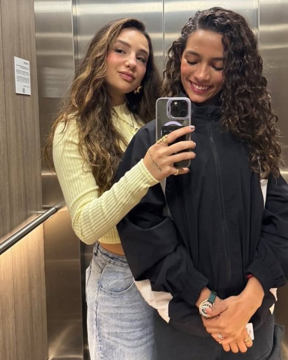 République tweet media