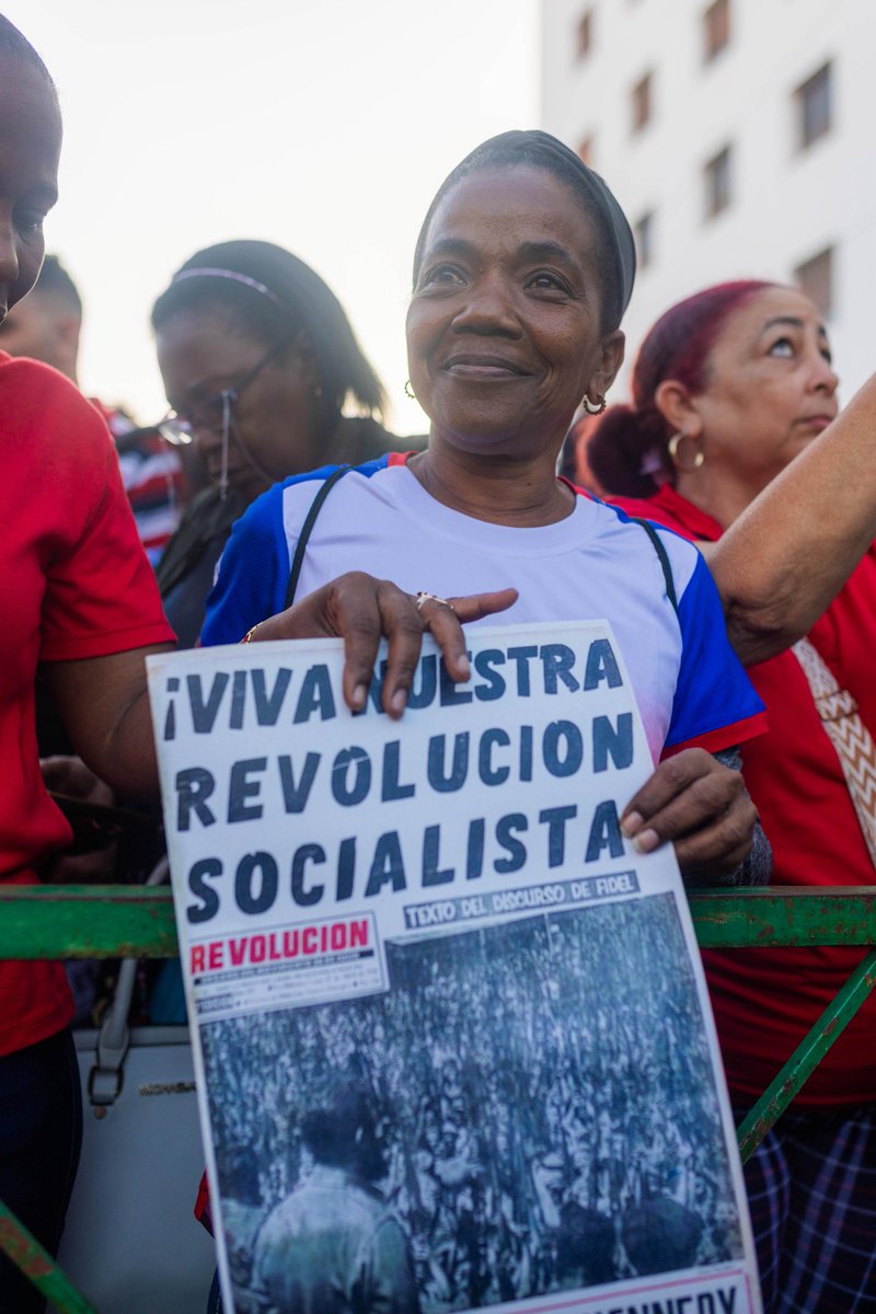 El 16 de abril de 1961, Fidel proclamó el carácter socialista de la Revolución. 65 años después, lo defendemos con dignidad, trabajo y unidad. #GirónEsHoy 
#CubaEstáFirme
