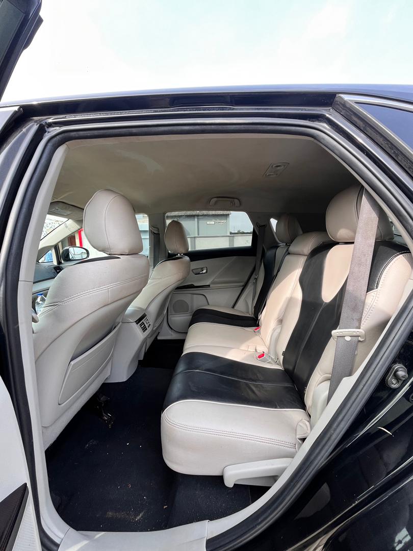 PELSAUTOS's tweet photo. NOW AVAILABLE.
DISTRESS NEWLY ARRIVED DIRECT 2010 MODEL TOYOTA VENZA IN 100% BUY AND DRIVE CONDITION (UNTOUCHED ENGINE,GEAR AND ICE CHILLING AC)
THUMB-START, POWER BOOT AND CLEAN FOLLOW COME LEATHER INTERIOR
THIS IS GOING CHEAP FOR 14,500,000
OCT 2025 ON CUSTOM
IBADAN
07032328559 https://t.co/AnpI67yxMI