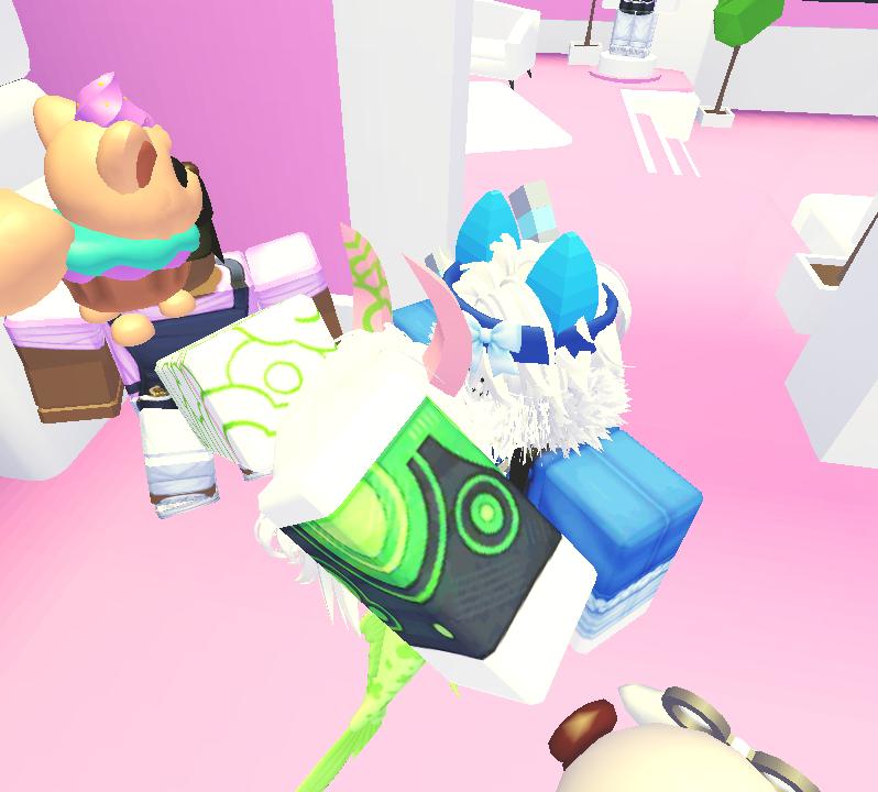 Can they back off <a href="/CherlynNeo/">Cherry</a>

#adoptme #phigthing