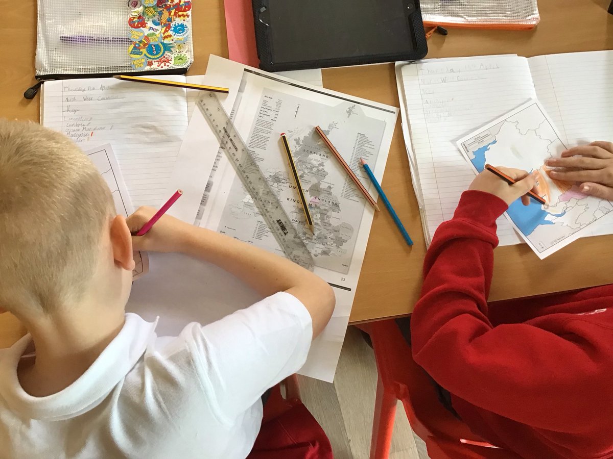 KincraigY4's tweet image. We created our own key to show Lancashire, Cumbria, Merseyside, Cheshire and Greater Manchester! #Geography