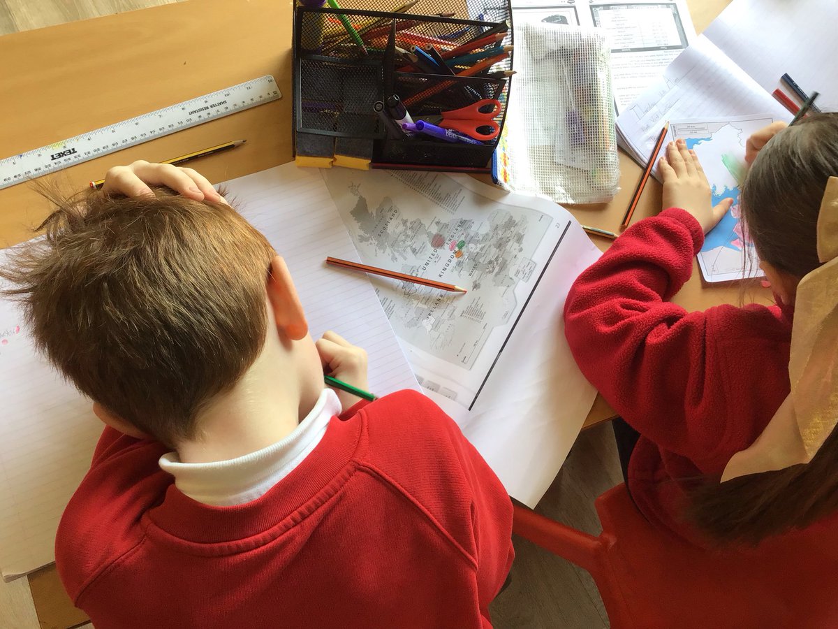 KincraigY4's tweet image. We created our own key to show Lancashire, Cumbria, Merseyside, Cheshire and Greater Manchester! #Geography