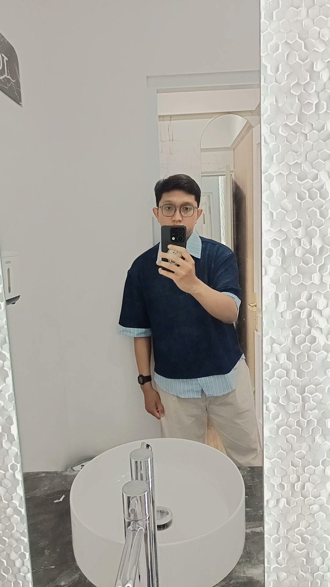 Ethan 🐣 tweet media