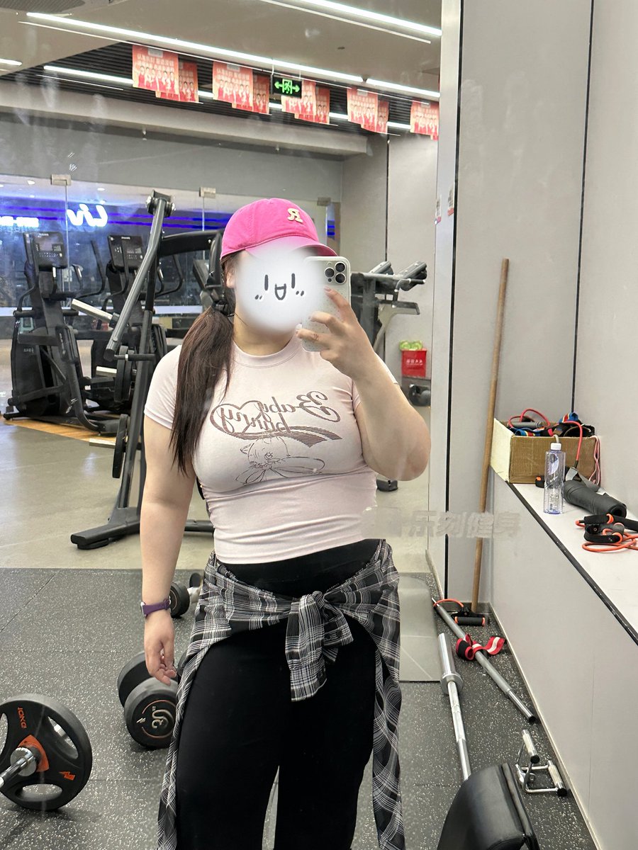 禁止投喂小羊 tweet media