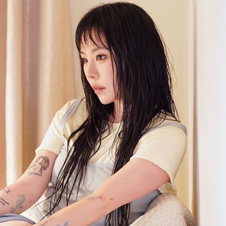 wheein pics tweet media