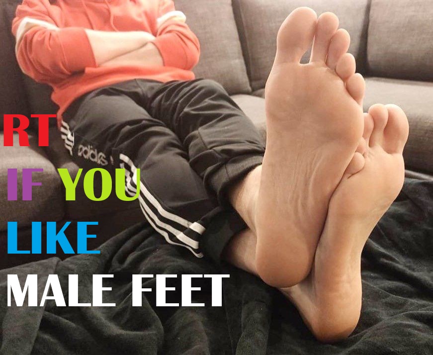 MaleFeetSoxSneax tweet media