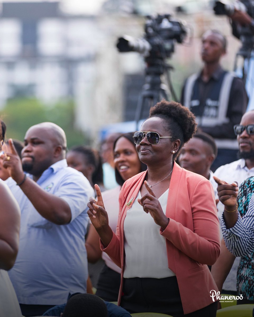 Phanerookampala's tweet image. I’ve got oil on my head, increase in my hands, speed on my feet everywhere I go; In Jesus’ Name.

bit.ly/Phaneroo578

#Praise
#Phaneroo | #LiveNow