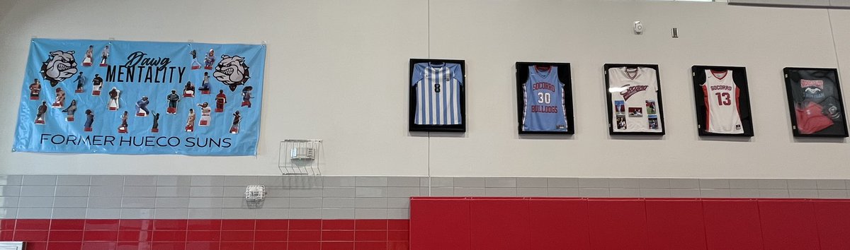 ISolis_HES's tweet photo. @eldopeandhealth @ravalos_ Wall is looking fuller and nicer! Thank you Coach @SHS_BoysSoccer1 for allowing us to promote your program to our Suns, your future Bulldogs! https://t.co/ZZ1eLg1ex3