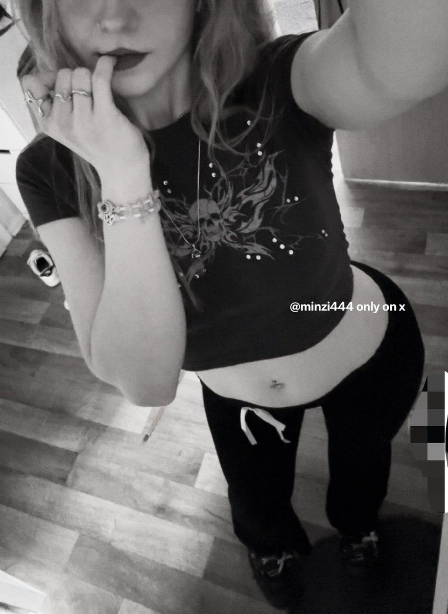 Mɪstress Mɪɴᴢɪ 。°˖✧ 🪽 ✧˖° 。 tweet media