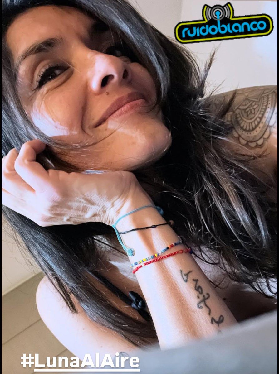 LunaticosDRuido's tweet image. La jefa @LunaOlivia hoy Jueves vía #YouTubeLive con muchas noticias y muy buena música.
@ruidoblancofm 

👇🏽
youtube.com/@olivialunamx?…

#HaciendoRu11do