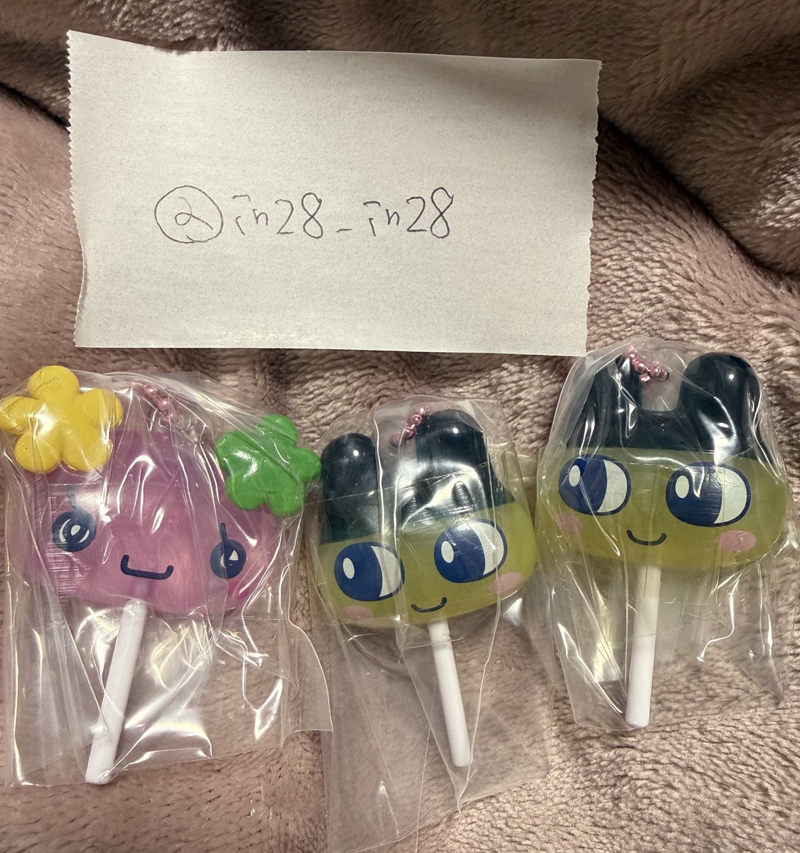 たまごっち カラフルキャンディチャーム

譲 まめっち、ふらわっち

求 くちぱっち

同日発送にて交換希望です。
よろしくお願いいたします🙇‍♀️