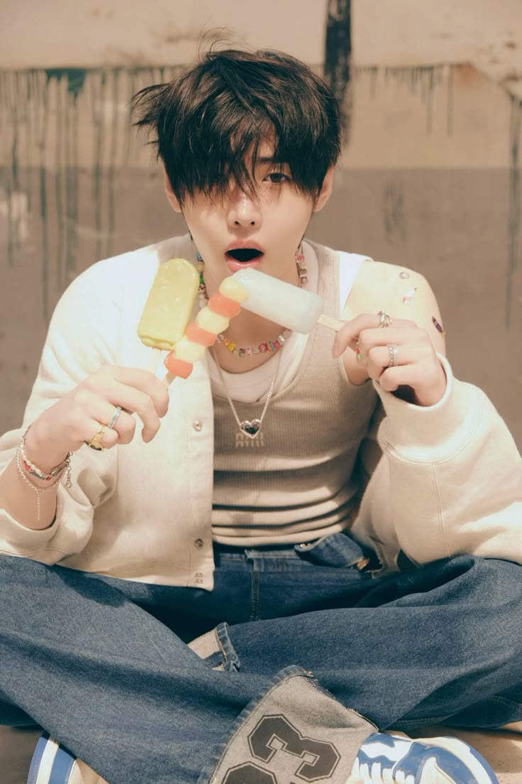 ENHYPEN IS 7 tweet media