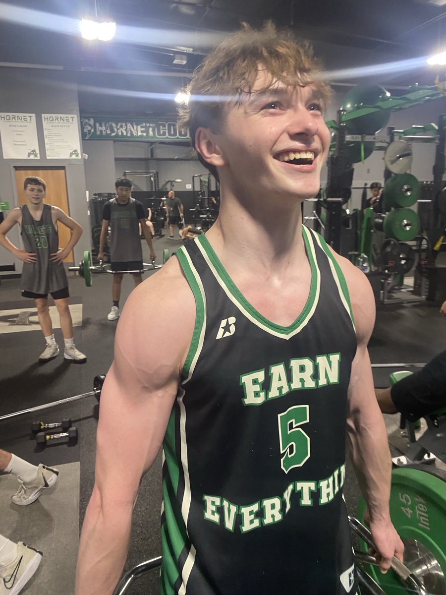 Hornet Hoops tweet media