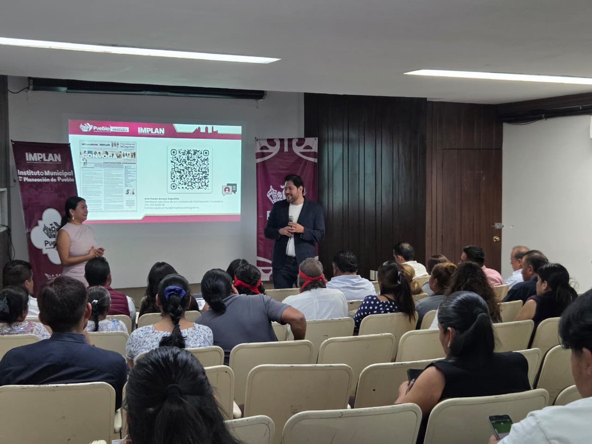 Puebla_IMPLAN's tweet photo. En reunión con @SGGM_Pue,🤝invitamos a representantes de juntas auxiliares a sumarse a los Consejos de Participación Ciudadana.

🗣️ Tu junta auxiliar tiene voz.

#ConsejosDeParticipaciónCiudadana #JuntasAuxiliares #IMPLAN https://t.co/UeMx5WTC6Z