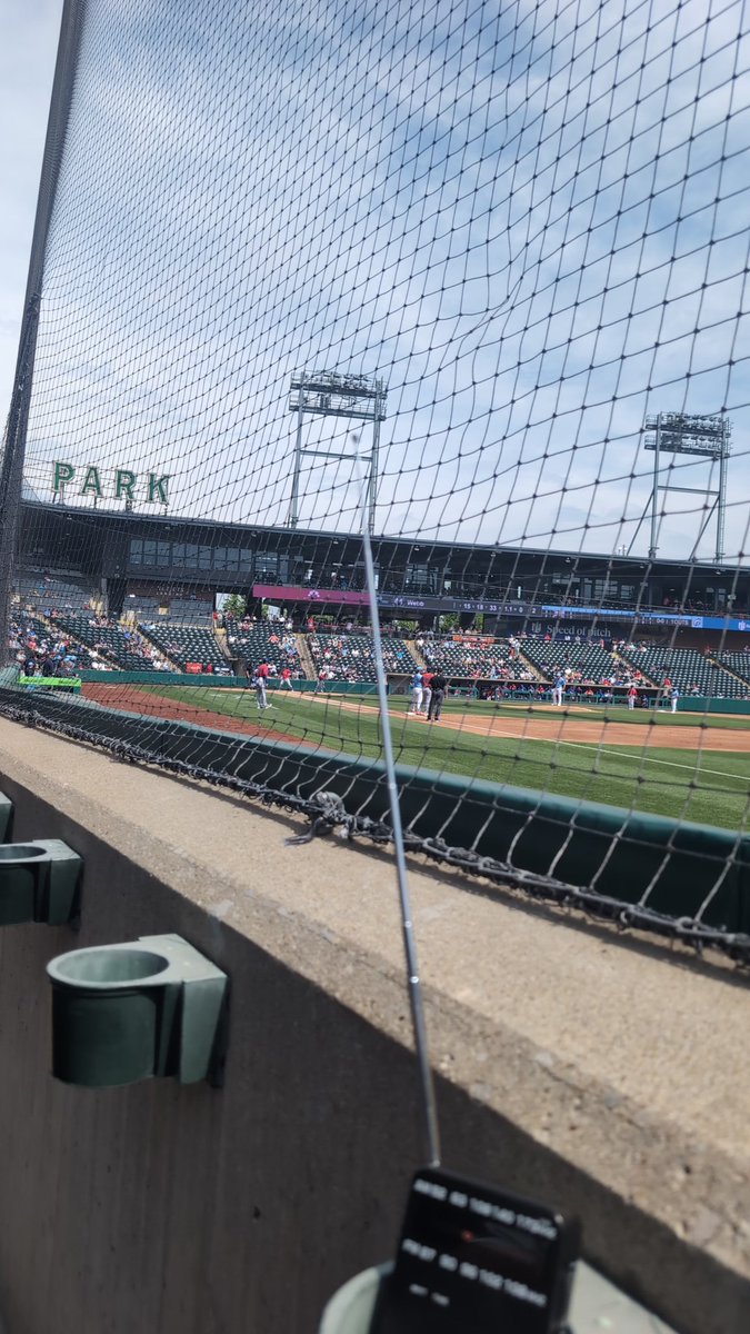 Brojams28 tweet media