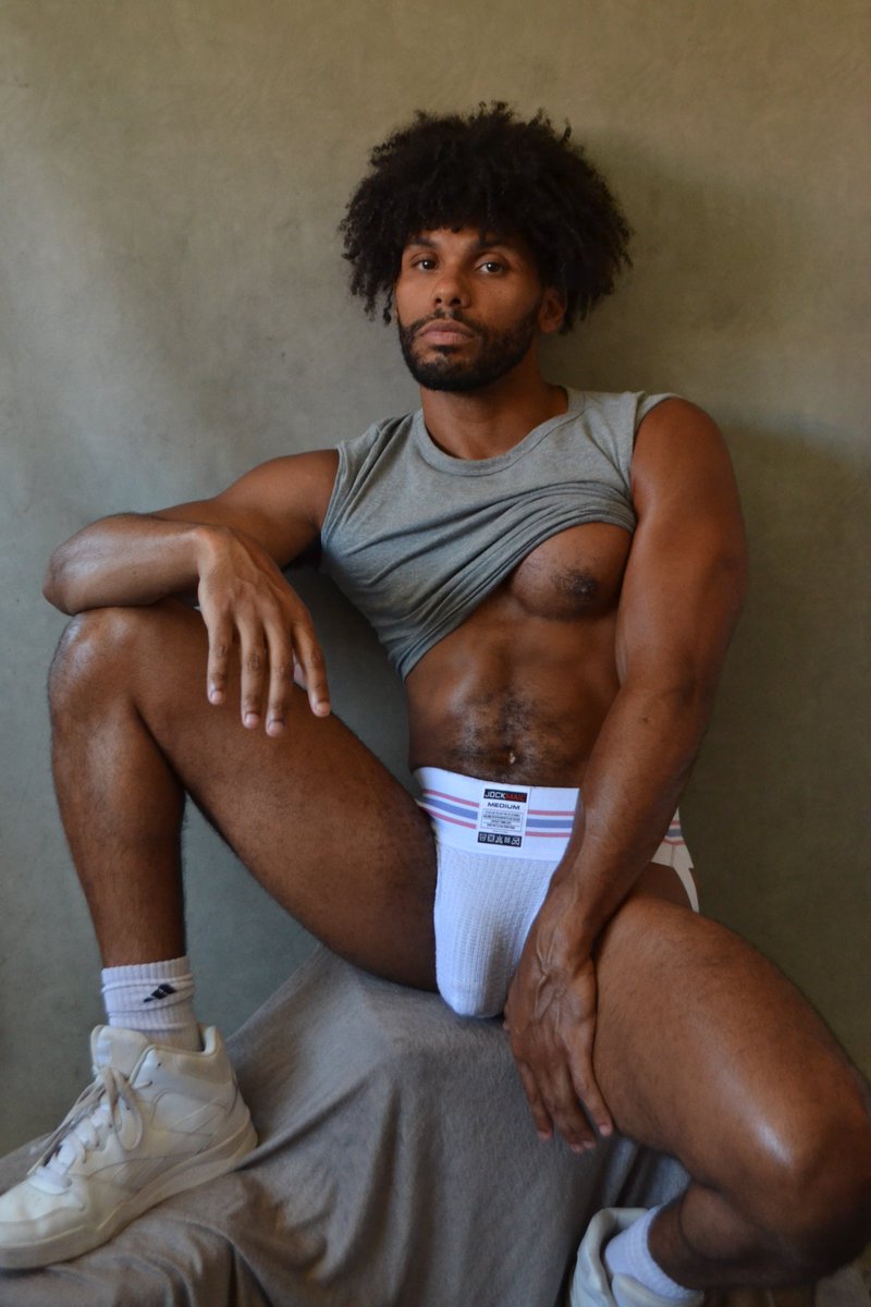 Tony Genius ™ tweet media