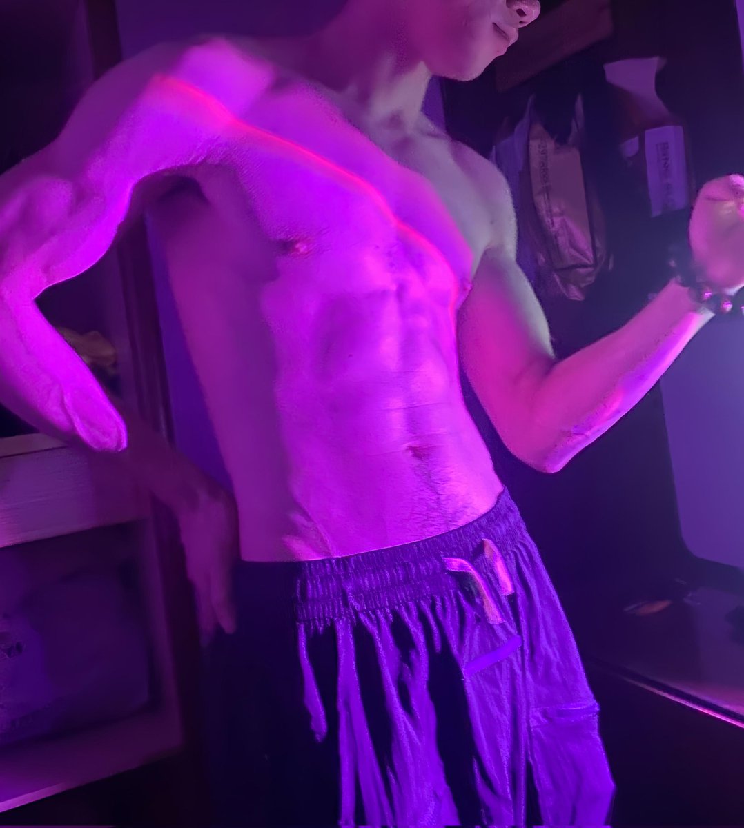 何先生 tweet media