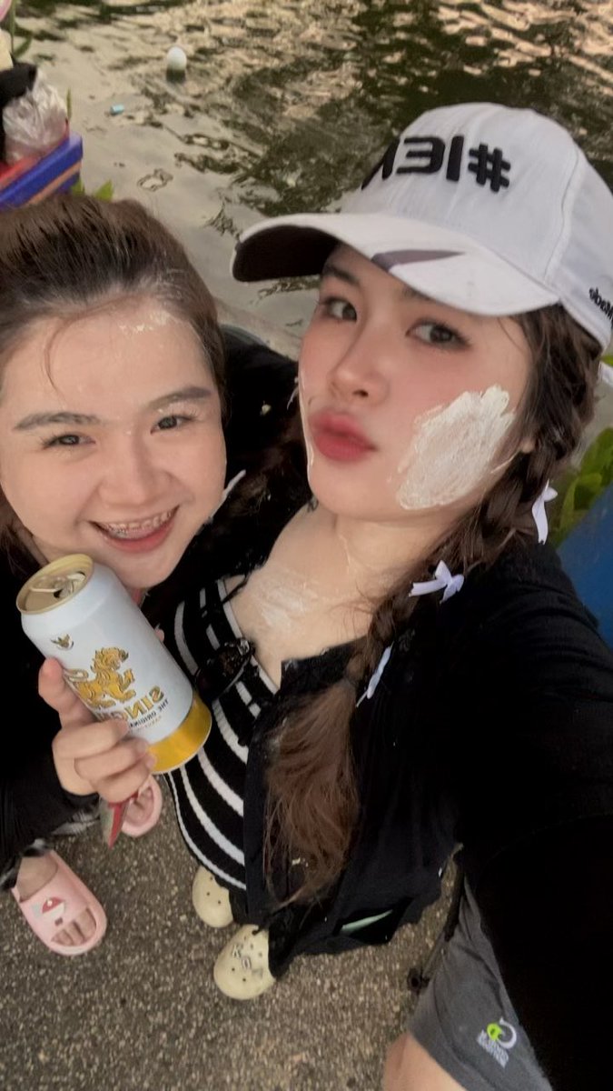 srpyokky's tweet photo. ฉ่ำ 💦 #สงกรานต์เชียงใหม่ https://t.co/xckSbQpKzv