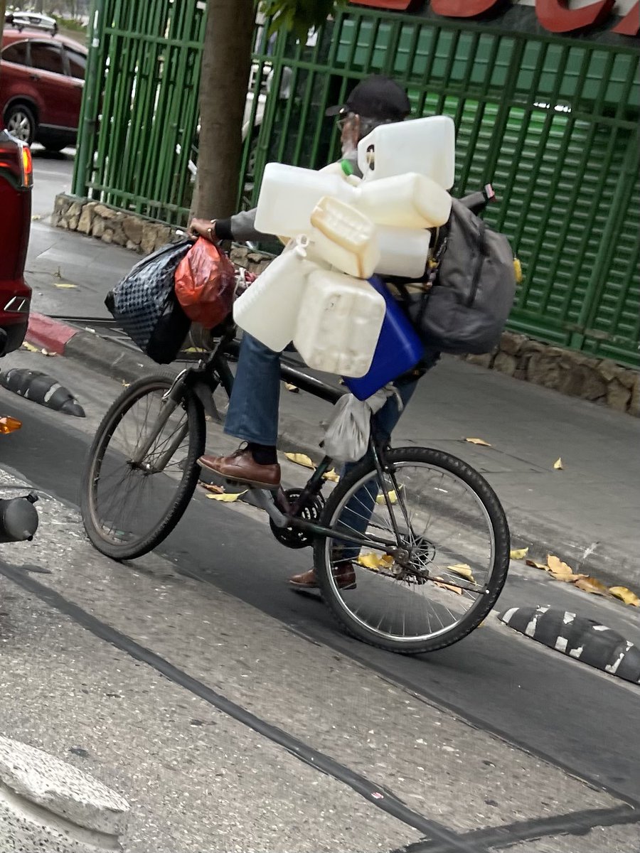 Perturbación Tropical 🚲🍉 tweet media