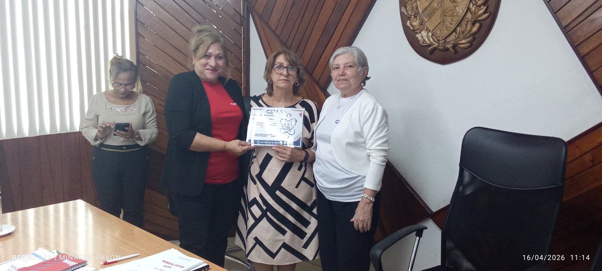 La máxima autoridad electoral en el país <a href="/AlinaBalse87002/">Alina_Balseiro</a> participó en el estímulo a los ponentes de siete municipios tuneros que merecieron la condición de Relevante o Destacado en el Primer Taller de Innovación del órgano electoral realizado en este territorio del oriente.