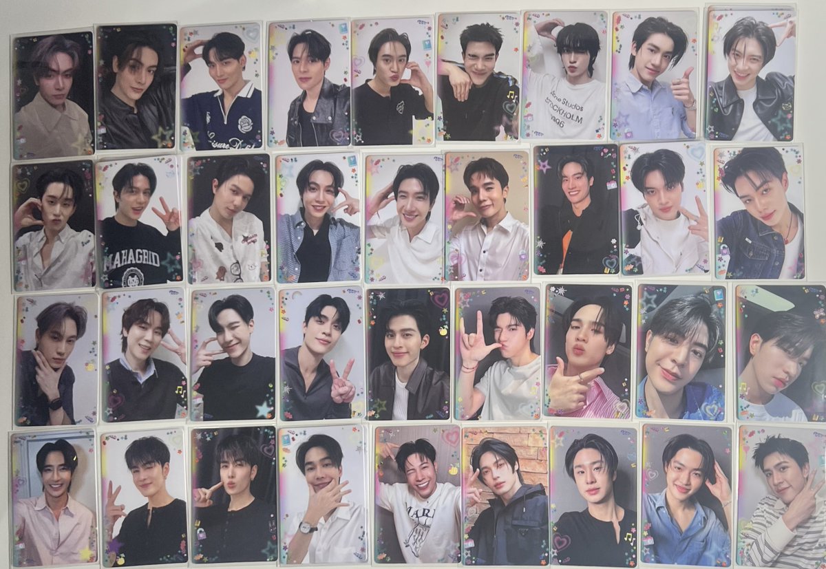 essienatt's tweet photo. #รีวิวWinterNight @onxwinternight 

Bought 5 packs of random card from this seller. Seller is very fast with delivery, after i made payment seller sent out the parcel within a few hours 🙏🫶 Thank you 💕 https://t.co/VeiKUiCIRg