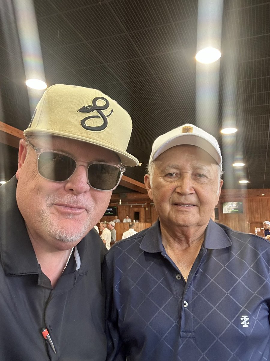 Hinesite's tweet photo. The sweetest soul and the smoothest hands on horseback. Name this legend!? 🙌 Hint:
#GenuineRisk #Ruffian #Forego #Manila #FoolishPleasure https://t.co/iP8kEBRfzl