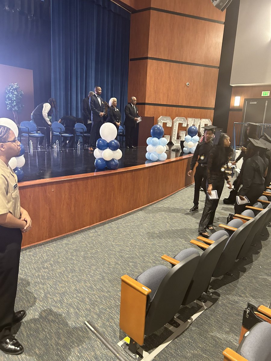 DCSD_Secondary1's tweet photo. Cedar Grove High’s Half Cap Ceremony was a proud moment for our rising juniors! 🎓 Celebrating progress, perseverance, and the journey toward graduation never gets old. The future is bright, Saints—keep striving for greatness! #HalfCap #CedarGroveHigh https://t.co/cOjP11MAEF