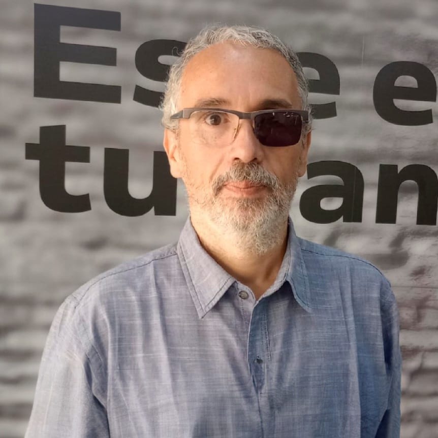 HolidaysIntheSun tweet media