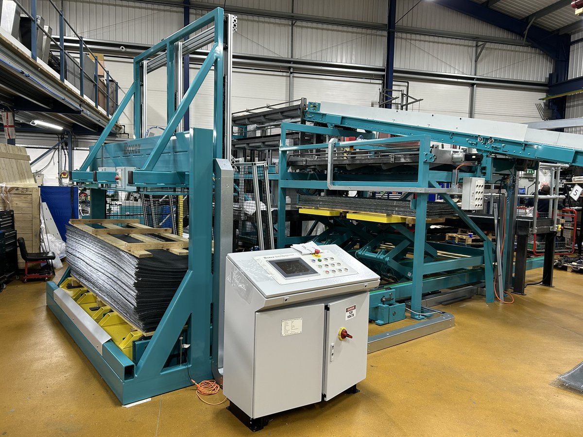 BoxerDesign tweet media