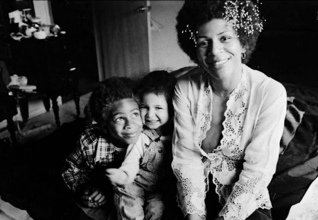 Melodies & Masterpieces tweet media