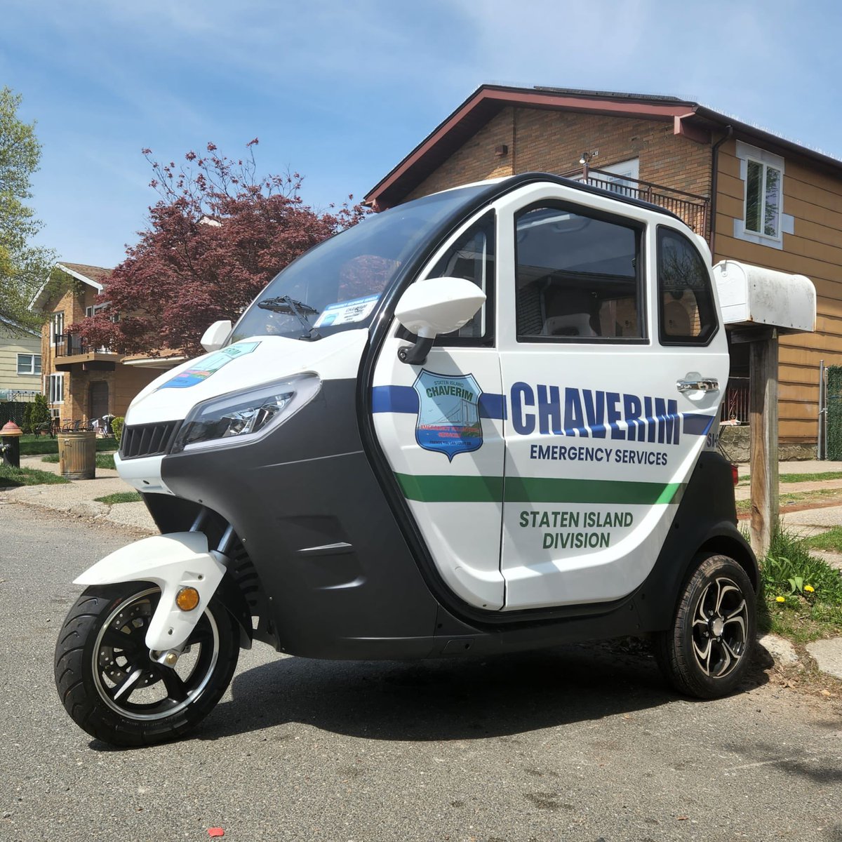 ChaverimSI's tweet photo. STATEN ISLAND CHAVERIM it’s proud to welcome the newest vehicle to our fleet! https://t.co/GDGiSxP0b0