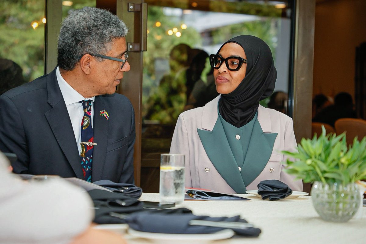 UmmiMBashir's tweet photo. At the invitation of H.E. Pedro Leon Cortez Ruiz, the Ambassador of the Republic of Colombia to Kenya, I had the distinct honour of attending the African Legacy Colombian Gastronomy curated by Chef
Amalia Carabalí of Colombia. 

This event celebrated the rich cultural heritage and enduring ties between Kenya and Colombia through the universal language of gastronomy.