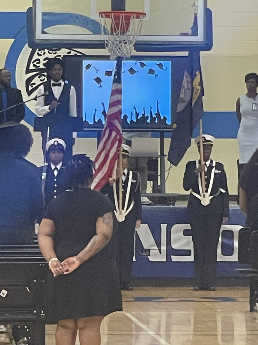 DCSD_Secondary1's tweet photo. Stephenson Highโs Half Cap Ceremony was a beautiful milestone for our rising juniors! ๐ So proud to celebrate this moment as students move one step closer to graduation and their future goals. Keep pushing, Jaguarsโthe finish line is getting closer! #HalfCap #StephensonHigh https://t.co/lhhxOS1LYW