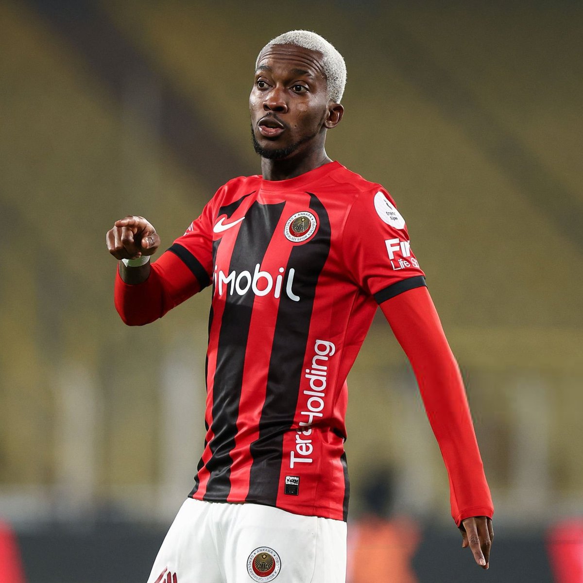 Buchi Laba tweet media