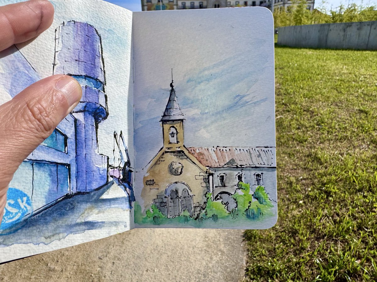 cado's tweet image. around - #porto #Portugal 
Instag: @evaonirica @cadoeva 
.
spring Abril 2026
. 
#urbansketch #art #watercolor #drawing #paint #artwork #illustration #landscape #nature #architecture