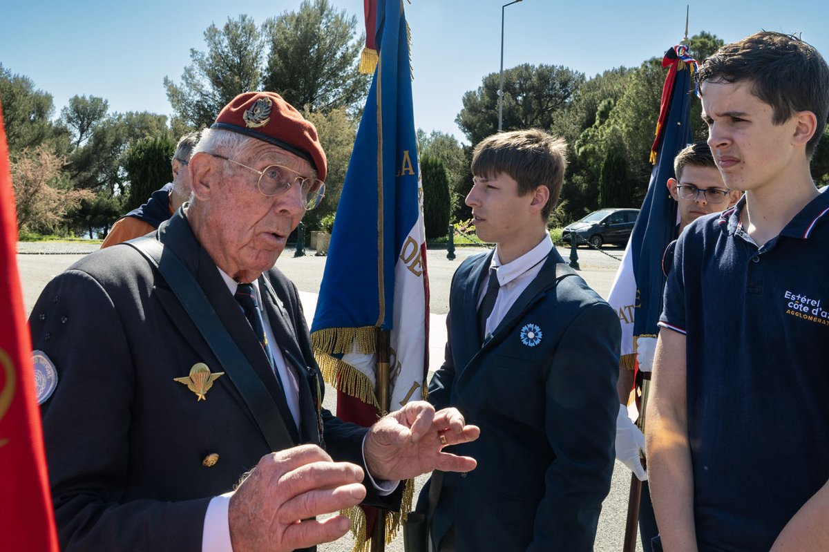 Bleuet de France tweet media