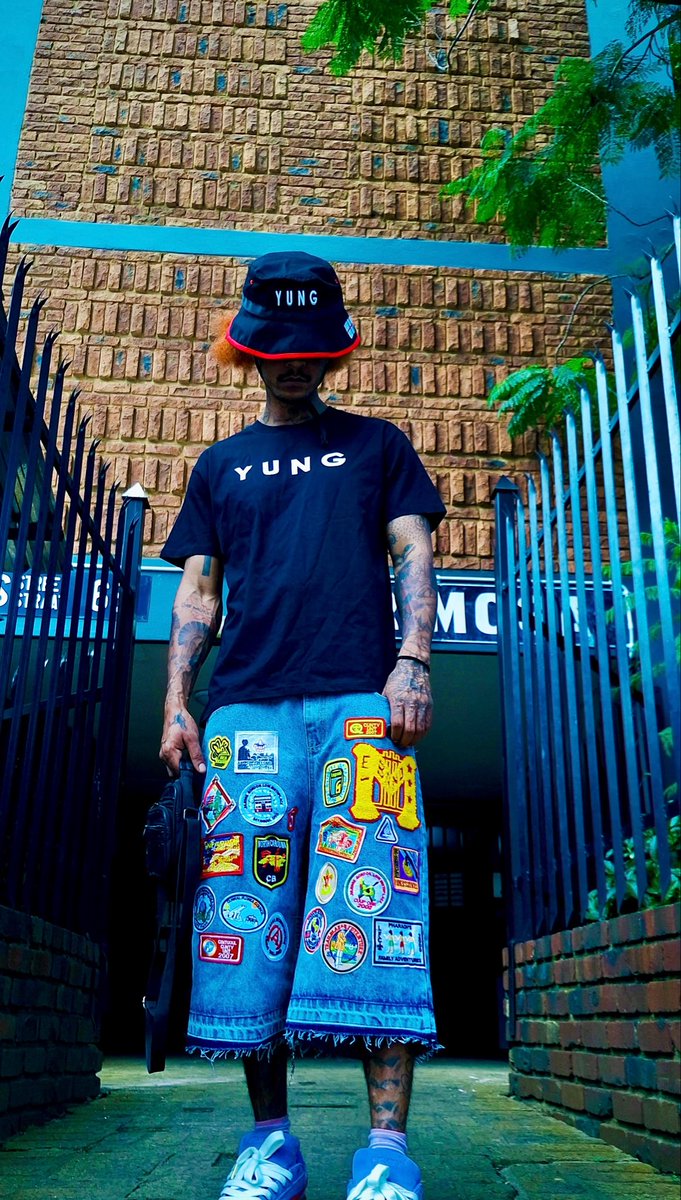welcometoyung's tweet photo. Y U N G APPAREL® - DARE TO DREAM

AMBITIOUS • RESILIENCE • ELEGANCE

SHOP ➡️ https://t.co/JtW0T4YwWT https://t.co/202Clp9svh