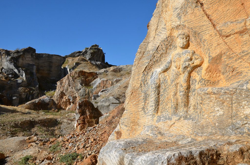 ANGISerkan's tweet photo. Doğal taş ve Arkeo-Sanat…

Sadece şu iki eser, başka bir ülkede olsaydı, turizm geliri ikiye katlanırdı!!!

Solda; Kibyra antik kenti Odeon Medusa Mozaiği (Burdur)

Sağda; Bigio Antico antik mermer ocağındaki Herkül kabartması (Bursa) https://t.co/pa20cHweg2