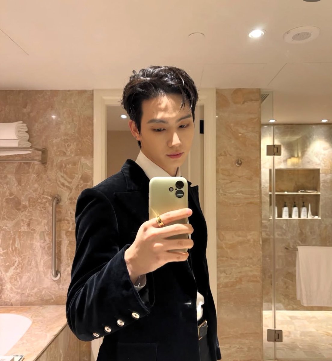 GOT7 BASE tweet media