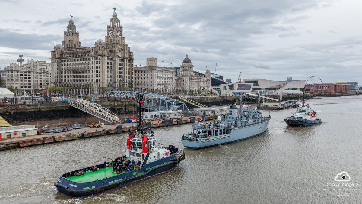 stratusimagery's tweet image. Welcome to Liverpool @HMSLedbury #navy #liverpool #liverpoolcity
