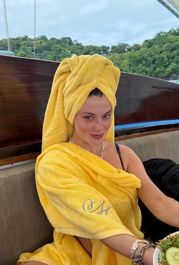 pov: essa é sua galeria desde que começamos a namorar.