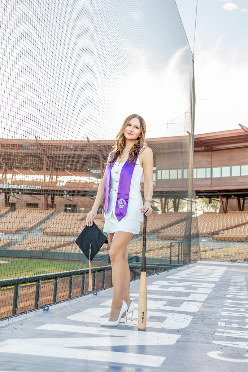 sav:) #ITFDB tweet media